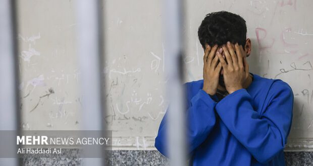 توقیف نیسان حاوی سیگار قاچاق در سرخه؛ راننده دستگیر شد