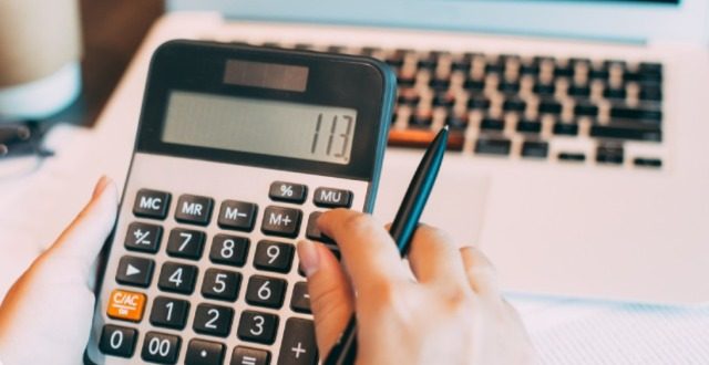 استفاده از نرم افزار حسابداری خدماتی