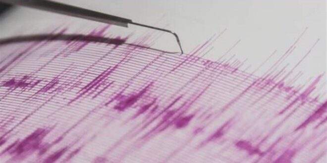 بهاباد ۲ بار لرزید؛ دومین زلزله در فاصله تنها ۳ دقیقه