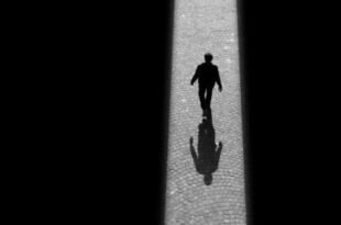 اساس رنج تمایل به پایداری است