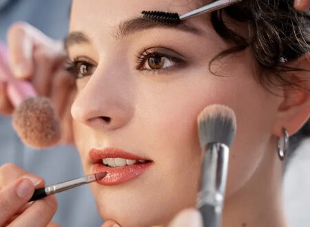 اشتباهات رایج در آرایش صورت که اغلب خانم‌ها مرتکب می‌شوند + راه‌حل‌های حرفه‌ای