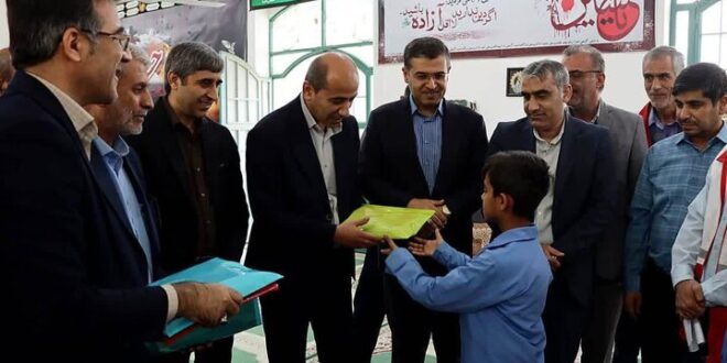 فرماندار دشتی: حضور مدیران در میان مردم مستمر خواهد بود