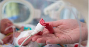 مراقبت‌های پس از ترخیص حلقه تکمیل‌کننده درمان نوزادان نارس