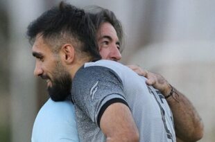 جلسه آشتی‌کنان در استقلال/ آقاسی به لیست برمی‌گردد؟