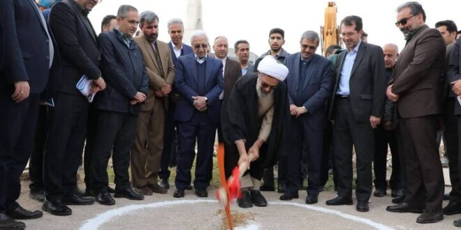آئین کلنگ‌زنی پروژه تقاطع غیرهمسطح میدان خرمشهر بجنورد برگزار شد