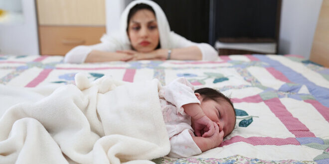 از بی‌خوابی تا افکار خودآسیب‌رسان؛ نشانه‌های افسردگی پس از زایمان