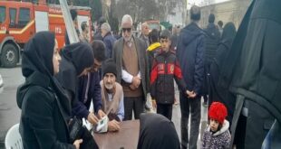 استقرار ایستگاه غربالگری سلامت در مسیر راهپیمایی ۲۲ بهمن خرم‌آباد
