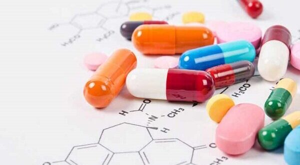 انباشت بدهی‌ها در حوزه دارو و تجهیزات پزشکی