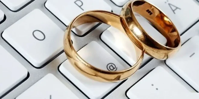 تبلیغ علنی سایت همسریابی در خیابان‌های مشهد+ عکس