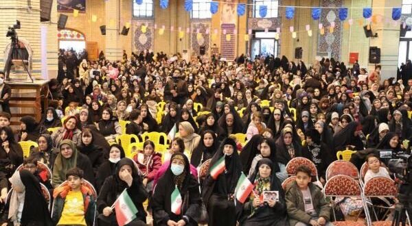 جشن بزرگ نیمه شعبان در مصلای ایلام