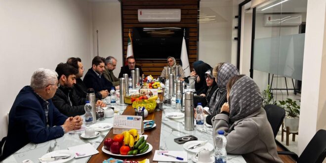 حضور رئیس‌کل و معاونین سازمان نظام پزشکی در انجمن علمی متخصصین زنان و زایمان ایران