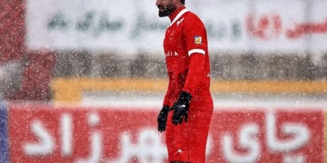 خبر بد برای پرسپولیس / خط دفاع پرسپولیس دچار تغییر اجباری شد