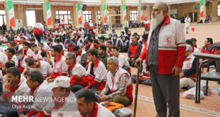 داوطلبان هلال‌احمر نماد صلح و سلامت در جامعه هستند