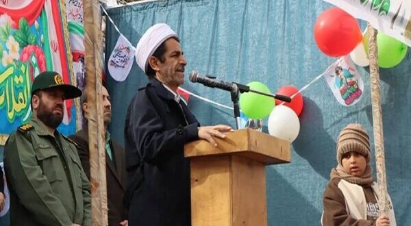 ماموستا عباسی: حفظ وحدت تنها راه خنثی کردن توطئه های دشمنان است