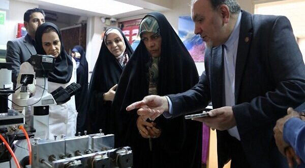 پژوهشگاه ملی سرطان با مراکز معتبر جهانی رقابت دارد