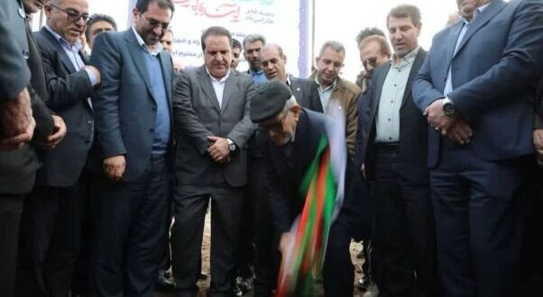 کلنگ احداث پل گاومیشان در محور دره‌شهر- پلدختر به زمین زده شد  