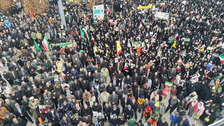 «۲۲بهمن» قرار سالانه ملت؛ لرستان خروشید و جاری شد