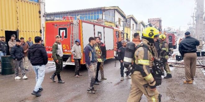 نجات ۳۰۰ شهروند تهرانی از زیر آوار توسط آتش‌نشانی