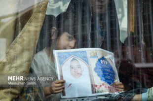 قاب خاطره دختران شهید میناب در شاهرود