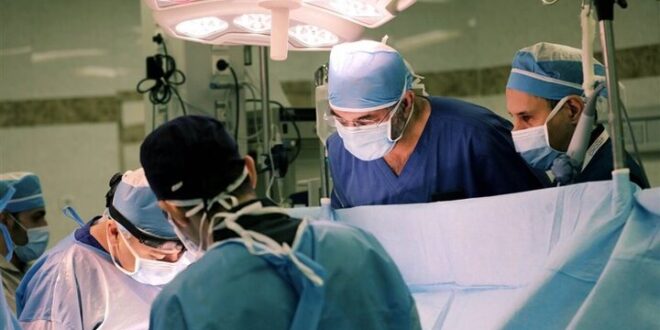 مدافعان سلامت ستون پایداری جامعه در شرایط بحران هستند