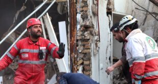 نجات ۴۱۰ نفر از زیرآوار در تهران/ آتش نشانی خبر داد