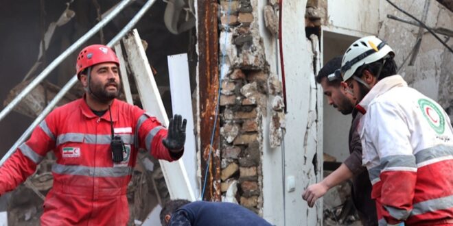 نجات ۴۱۰ نفر از زیرآوار در تهران/ آتش نشانی خبر داد