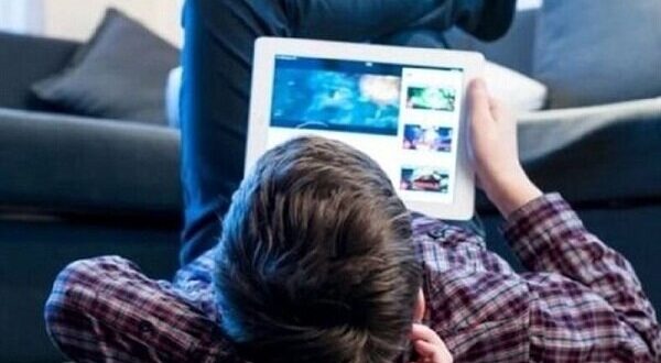 وقتی یک کلیک پرخطر می‌شود؛ تأثیر رفتارهای پرریسک بر روان نسل امروز