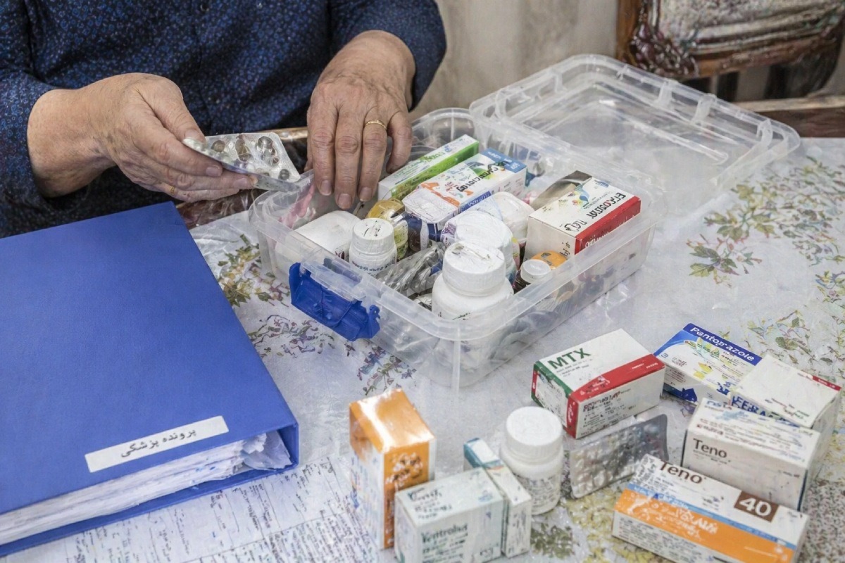 داروها و پرونده پزشکی سالمند باید همیشه آماده باشد