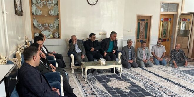 ابلاغ پیام قالیباف به خانواده پرستار شهیده