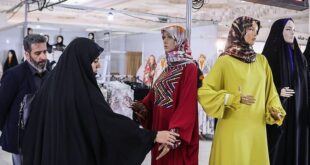 نقش آفرینی دانشجویان در طراحی پوشاک ایرانی اسلامی