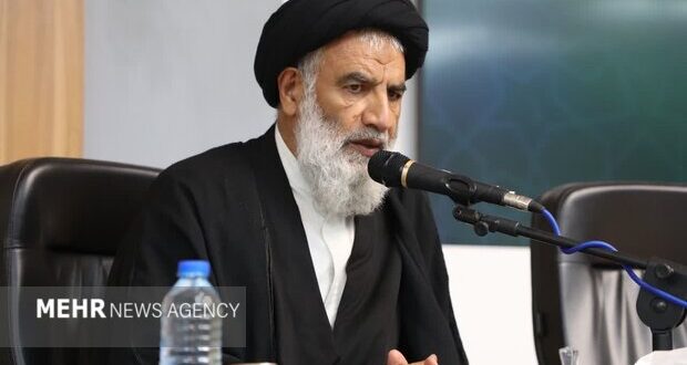 دشمنان در برابر ایستادگی ملت ایران شکست خوردند