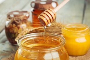 طب سنتی؛ خواص عسل طبیعی و نقش آن در بهبود سلامت عمومی