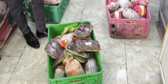 ۲۰۰ کیلوگرم مرغ تاریخ مصرف گذشته در کاشان معدوم شد