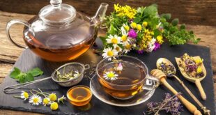 ۷ دمنوش گیاهی مؤثر در طب سنتی برای آرامش اعصاب و بهبود خواب