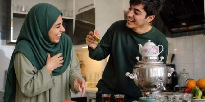 خطاهای رایج در تشخیص «شوخی» با «تمسخر»/ تاثیر شوخی بر شخصیت کودکان
